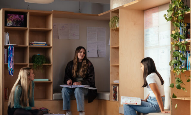 What are the benefits of a private sixth form?